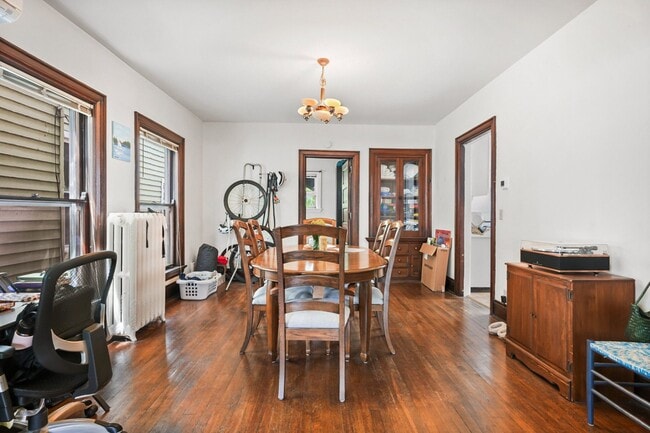 Building Photo - 1238 Spaight St