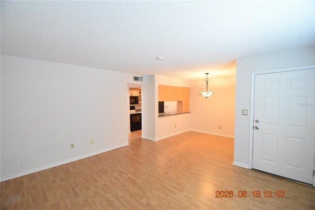 Foto del edificio - 3107 W Horatio St
