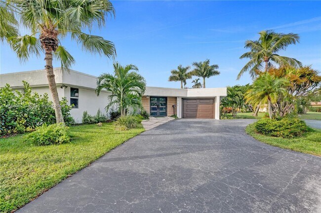 Foto del edificio - 6106 Royal Poinciana Ln