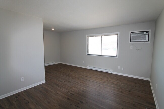 Building Photo - Welcome home!