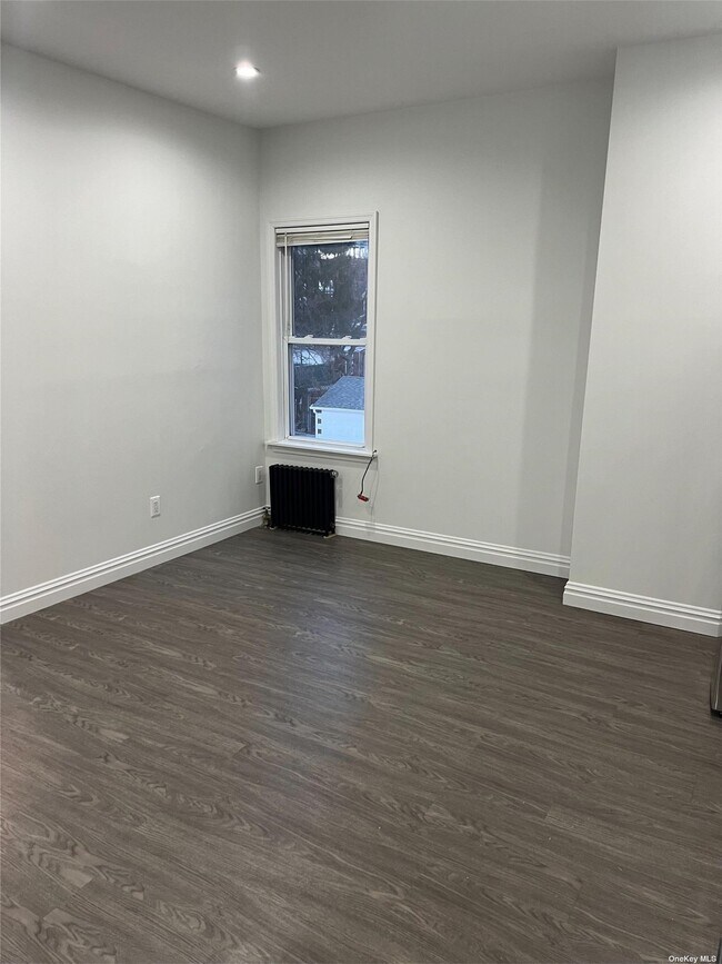 Building Photo - 85-44 102nd St