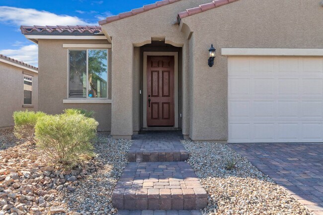 Foto del edificio - 6919 Feather Hl St