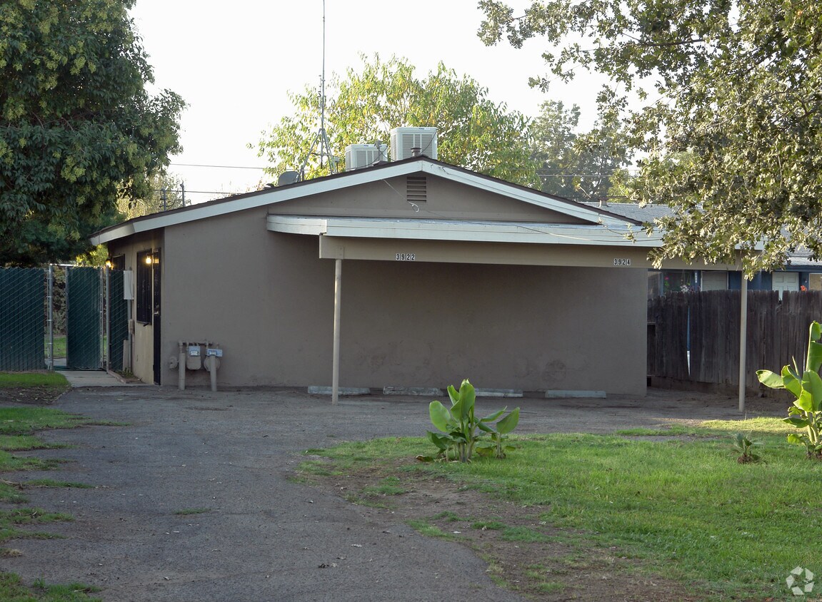 Building Photo - 3924 Laurite Ave