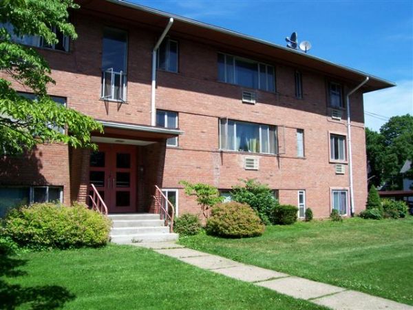 Primary Photo - 700 East Ave