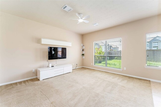 Building Photo - 10406 Harbor Canyon Dr