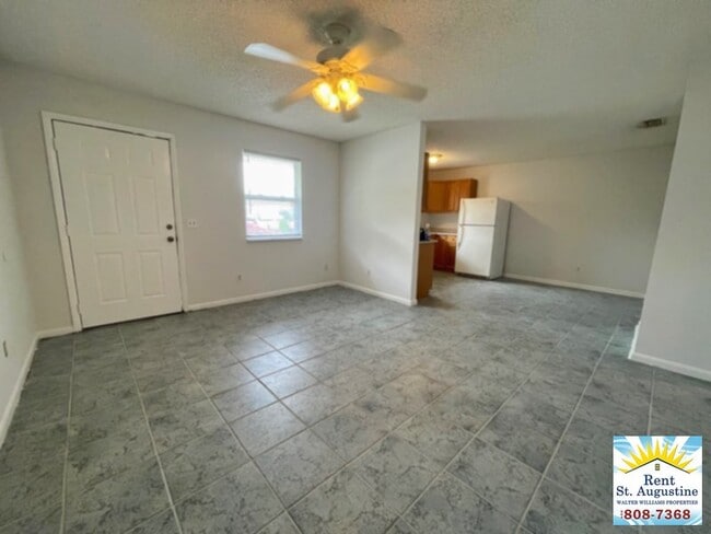 Building Photo - 2BR/1BA Moultrie Lakes apt. Close to shopp...