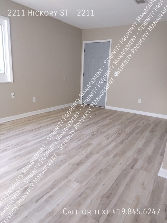 Building Photo - Ask about our Holiday Special! Spacious 4 ...