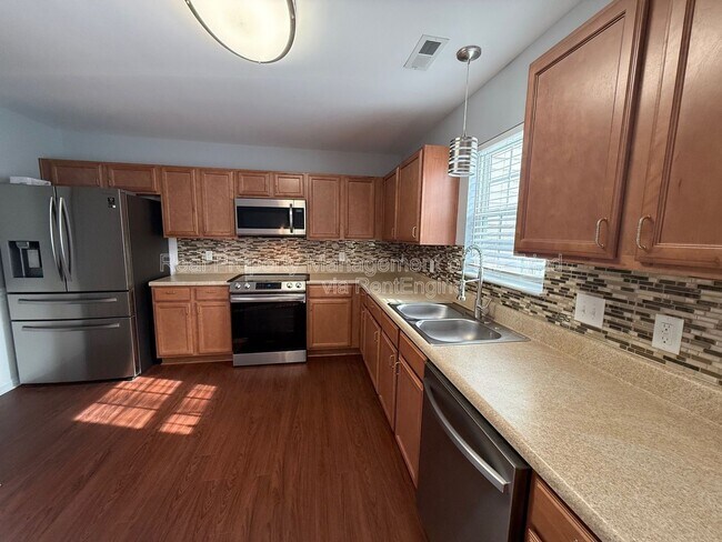 Foto del edificio - 6519 Ashebrooke Dr