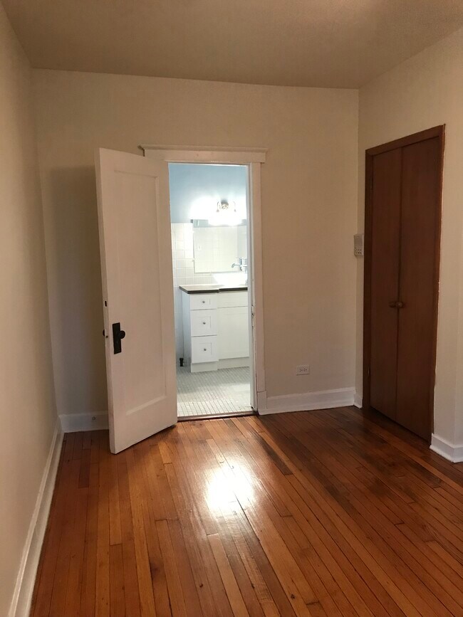 Main room with view of Bath - 5114 S Cornell Ave