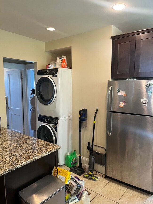 Foto del edificio - 3 bed/2 bath in Brighton