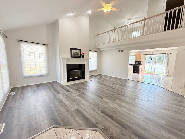 Foto del edificio - Photos Coming Soon – 3 Bedroom, 3.5 Bathro...