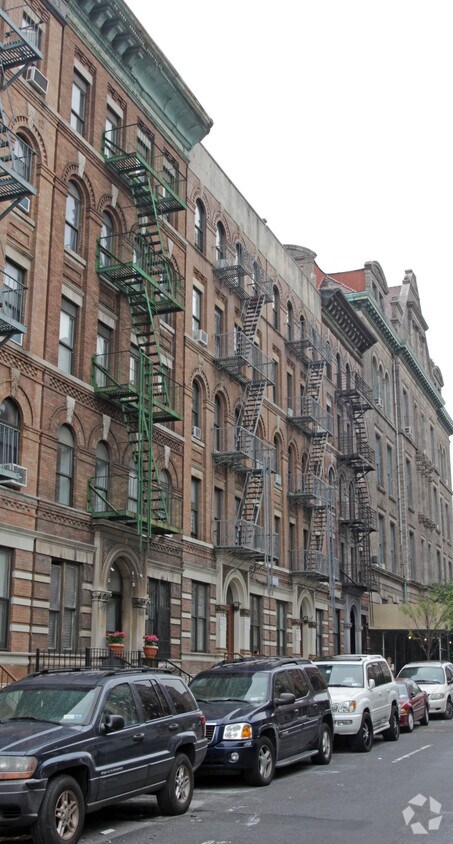 Building Photo - 363 W 126th St