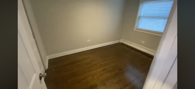 Foto del edificio - 1743 W Bryn Mawr Ave