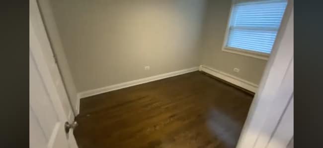 Building Photo - 1743 W Bryn Mawr Ave