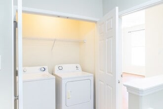 Building Photo - 12707 Boheme Dr