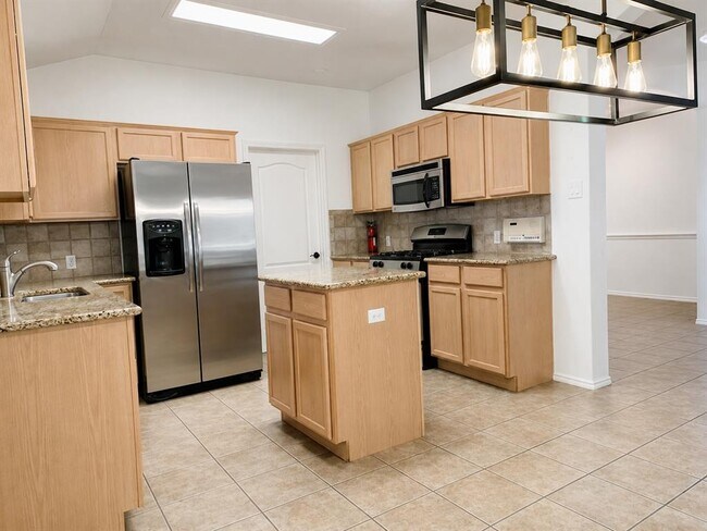 Foto del edificio - 3844 Laurel Ridge Dr