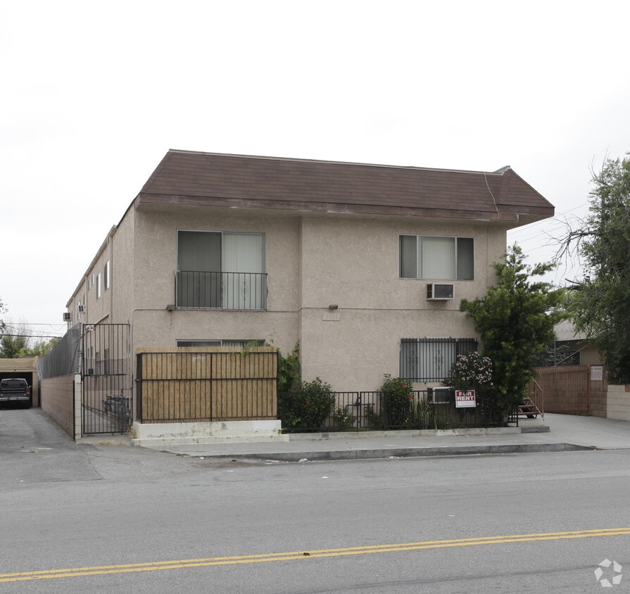 5808 Tujunga Ave, North Hollywood, CA 91601 Apartments in North Hollywood, CA
