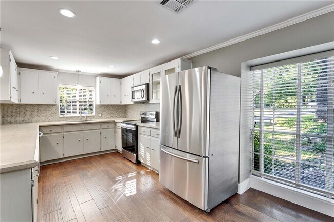 Foto del edificio - 10903 Mellow Ln
