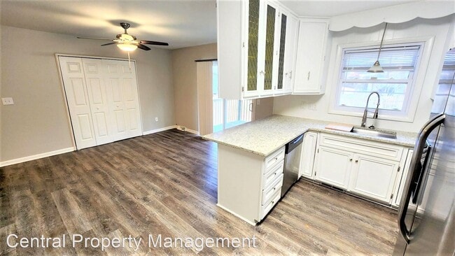 Building Photo - 3 br, 2 bath House - 401 Bethel Drive
