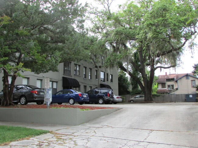 Foto del edificio - 2545 Oak St