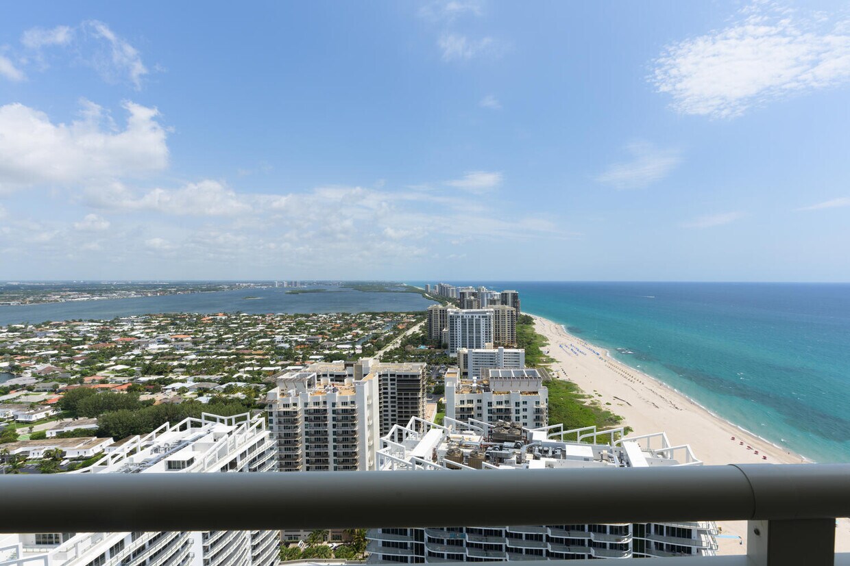 Foto principal - 3000 N Ocean Dr