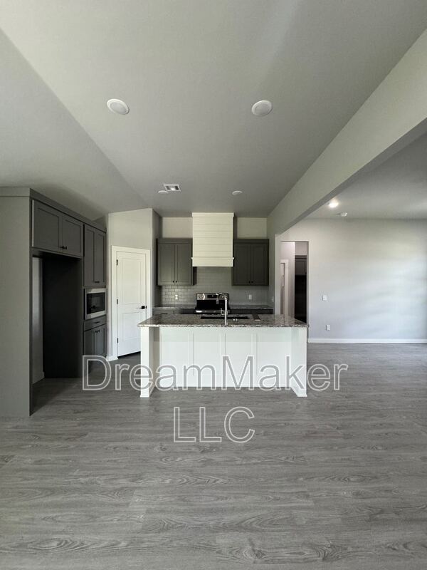 5258 Lily Ln, Goldsby, OK 73093 House Rental in Goldsby, OK