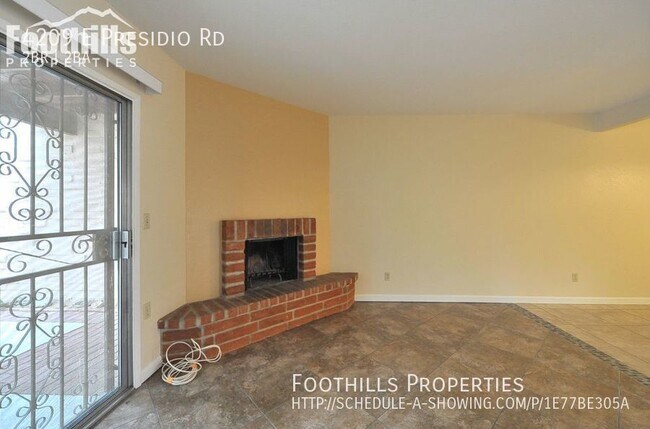 Foto del edificio - 2 BR 2 BA Central Townhouse