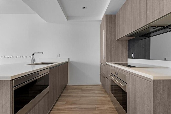 Foto del edificio - 801 S Miami Ave