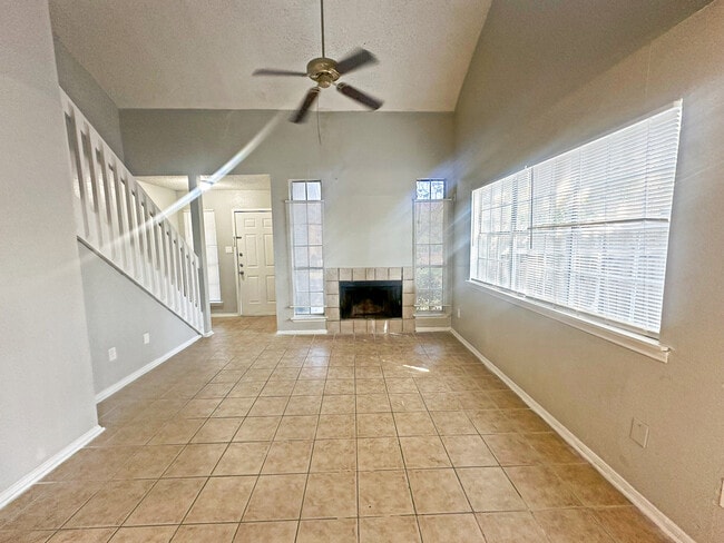 Building Photo - 7508 Oak Chase