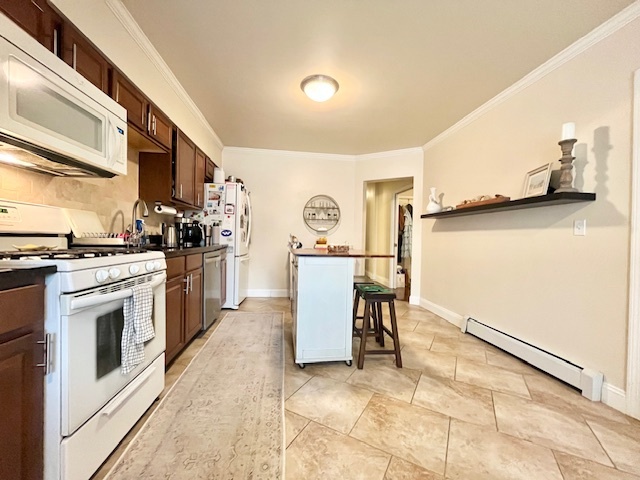 Foto del edificio - 716 E 6th St