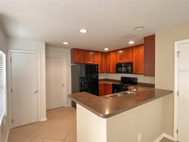 Foto del edificio - 13871 Phoenix Dr