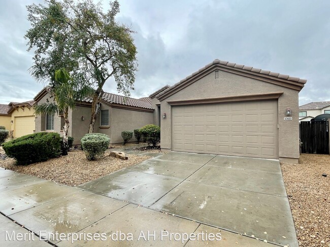 Building Photo - 3 br, 2 bath House - 13611 W GELDING DR.