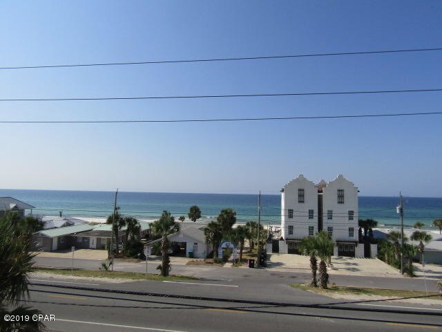 Foto del edificio - 13220 Front Beach Rd