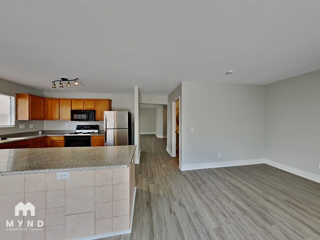 Building Photo - 6271 Stone Hollow Ave