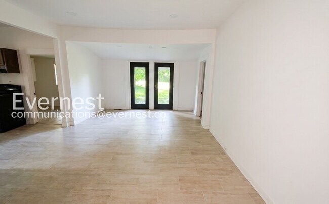 Foto del edificio - 208 Red Lane Rd