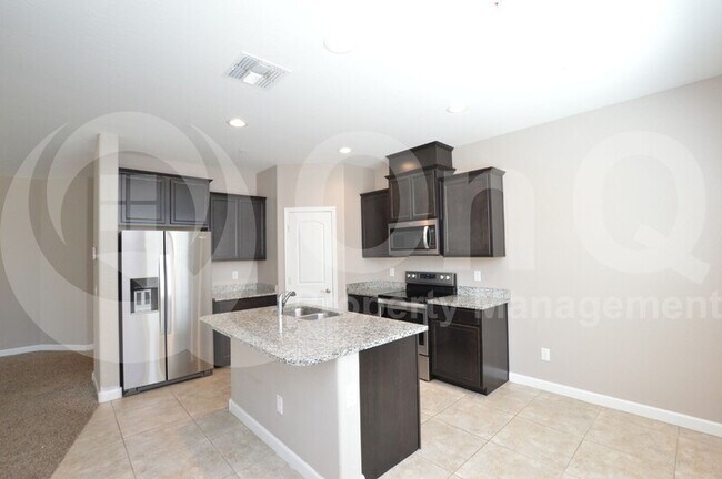 Foto del edificio - 1255 N Arizona Ave