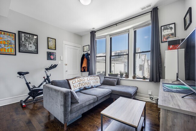 Foto del edificio - 2341 W Charleston St
