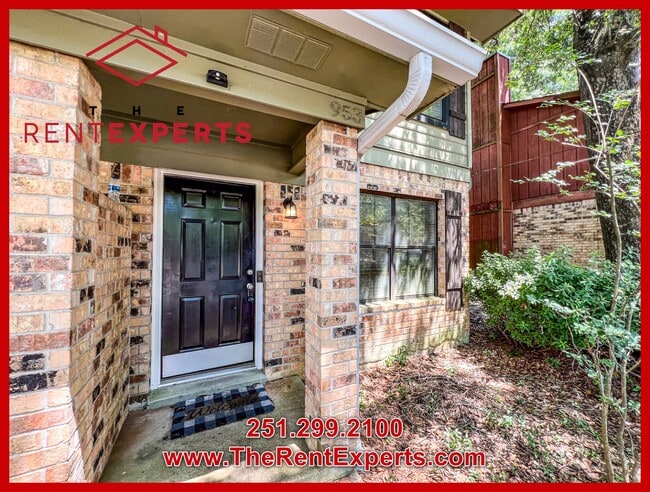 Building Photo - 953 Dickenson Ave