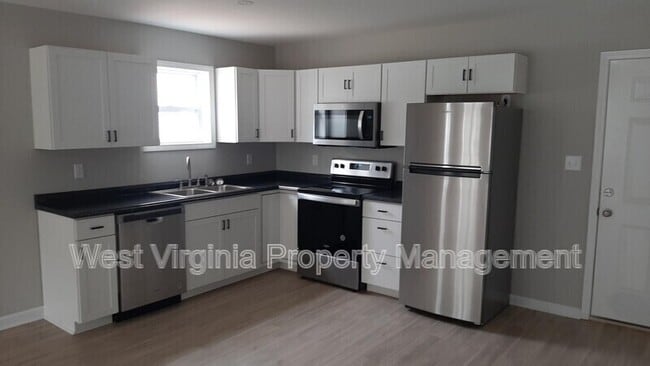 Foto del edificio - 760 Circleview Dr