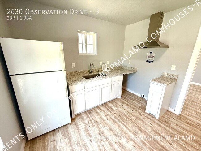Foto del edificio - 2630 Observation Dr