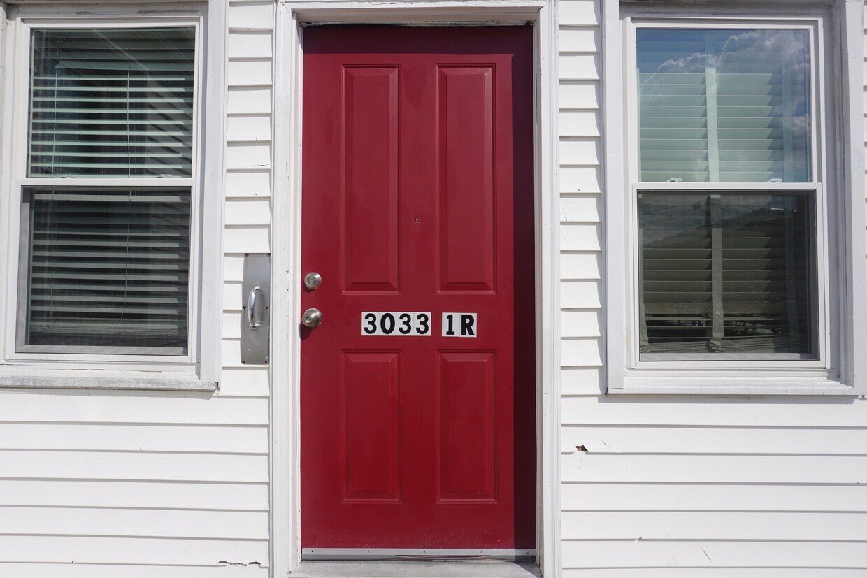 Foto principal - 3033 Hamilton Ave