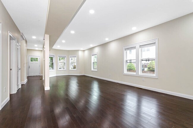 Foto del edificio - 77 Winchester St