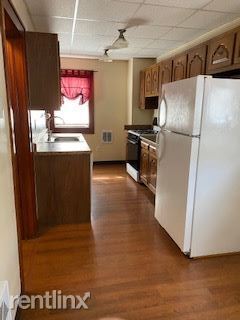 Building Photo - 2 br, 1 bath House - 378R E Washington St