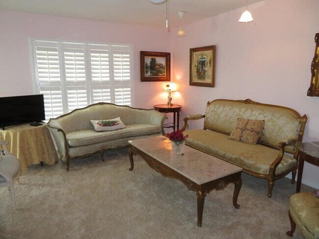 Foto del edificio - 5580 Tamberlane Cir