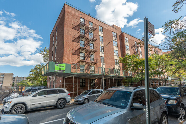 Building Photo - 405 Williams Ave