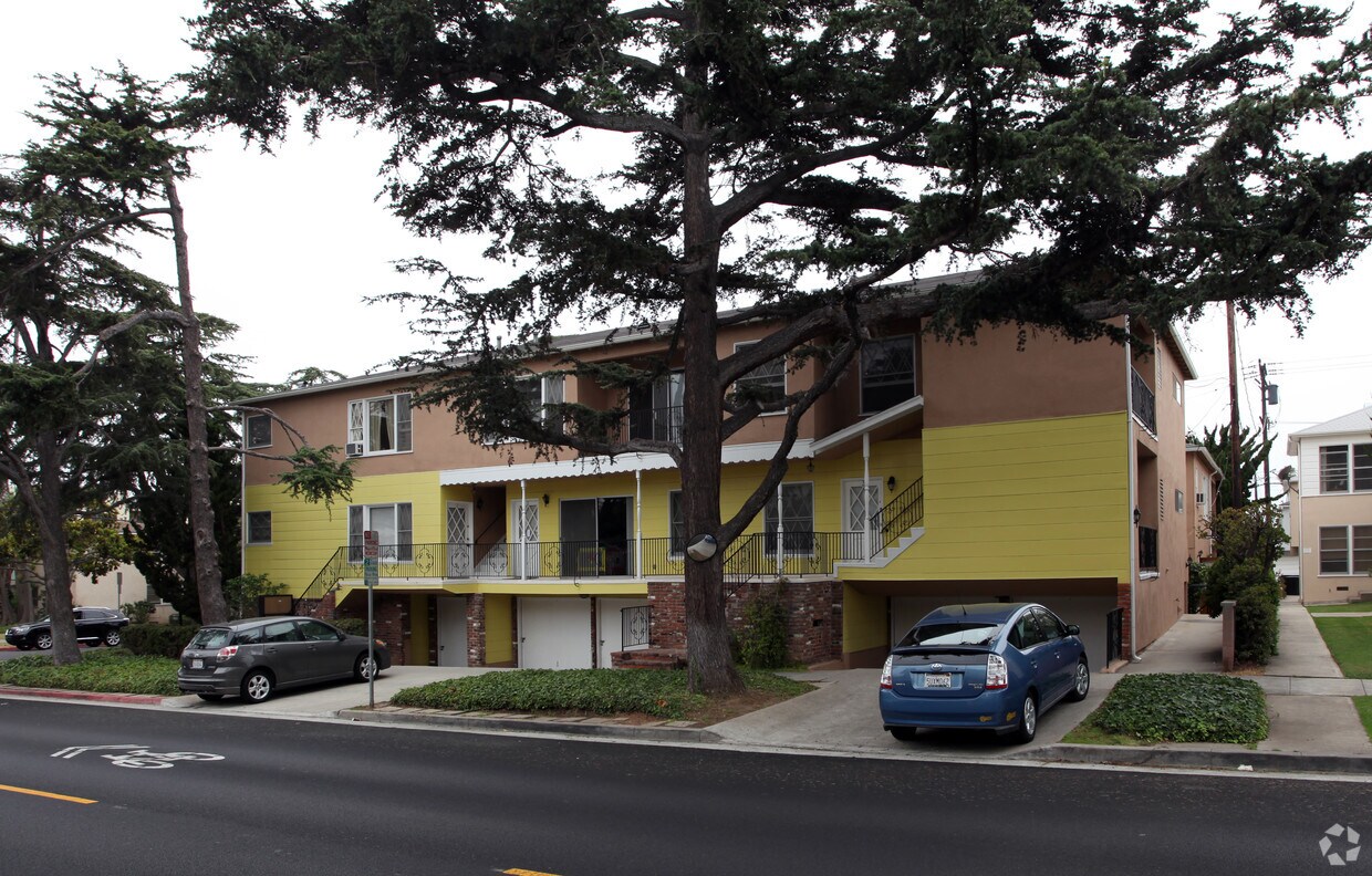 Primary Photo - 858 14th St