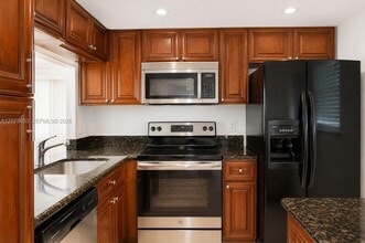Building Photo - 9230 Lagoon Pl
