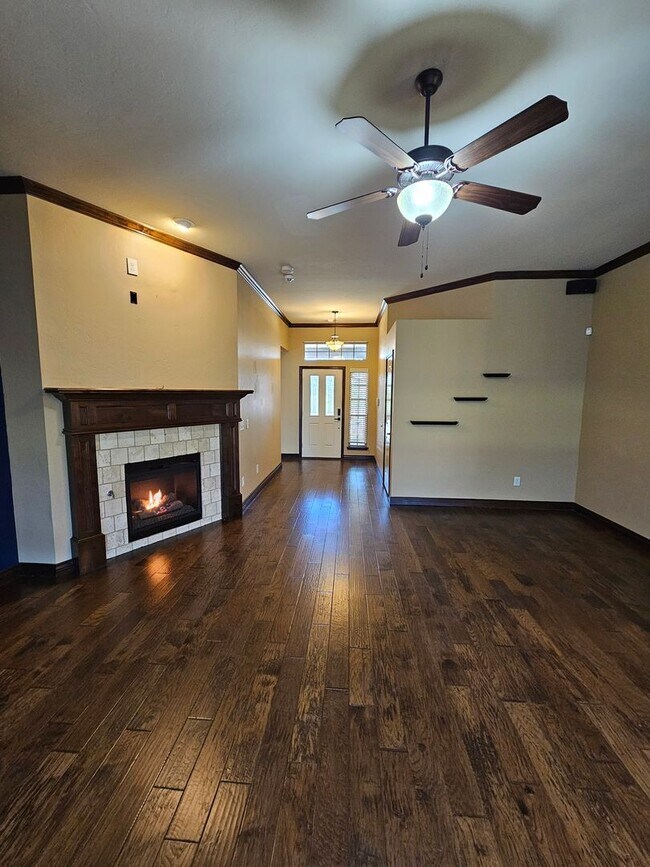 Foto del edificio - (3) Bed/(2) Bath in Red Canyon Ranch Avail...