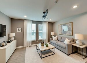 Building Photo - 432 W Tremont Ave