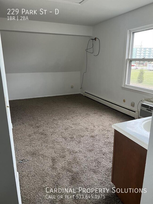 Foto del edificio - 1 bedroom Townhome AVAILABLE NOW!